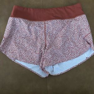 Athleta Run With It printed short sz M